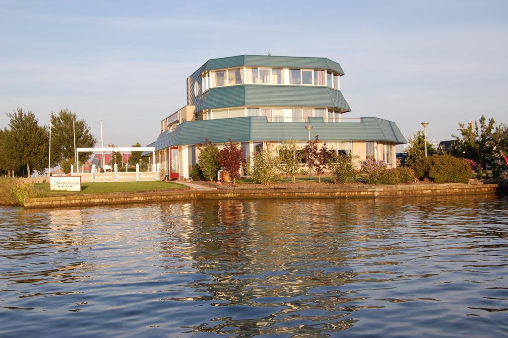 Buitenplaats T Ges Sneek Exterior photo