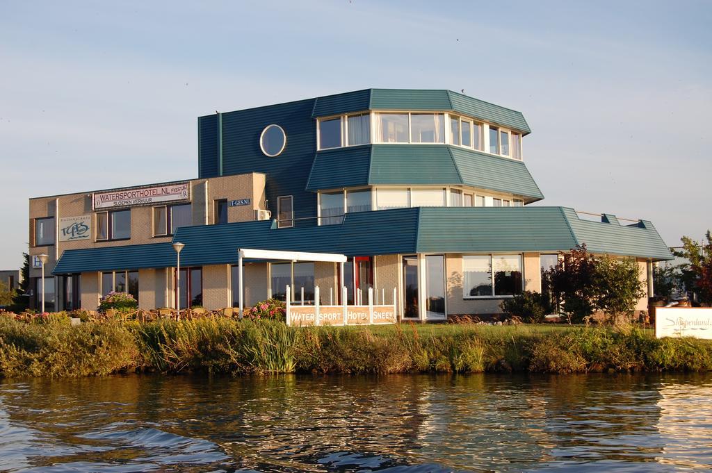 Buitenplaats T Ges Sneek Exterior photo